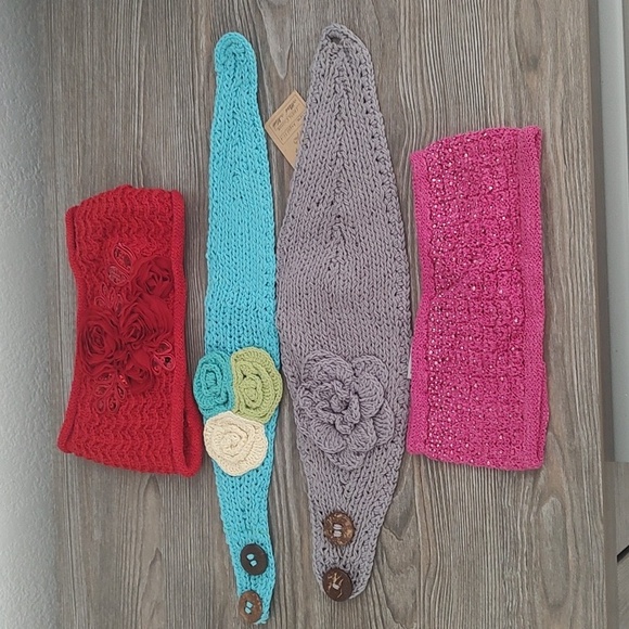 C.C. Boutique Accessories - New Lot of 4 Crochet Knit Neckwarmers Headbands Grey Pink Red Turquoise Sparkle